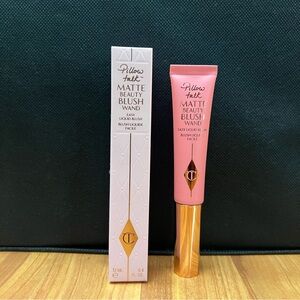 CHARLOTTE TILBURY MATTE BEAUTY BLUSH WAND
PILLOW TALK PINK POP